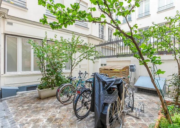 La De Montorgueil Apartman *